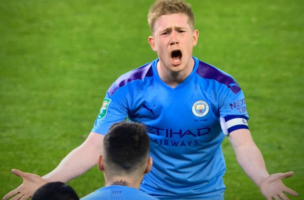 足球战术板：四种常见变化