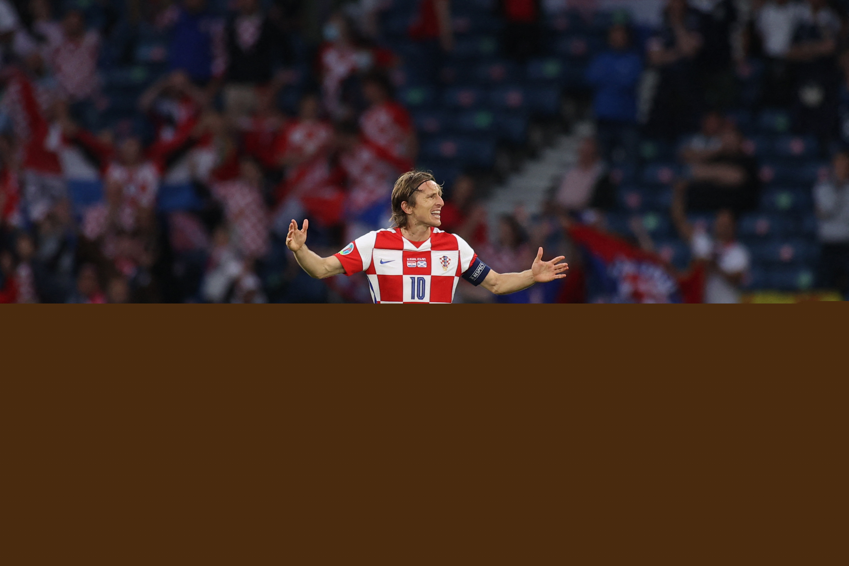 降维打击！深圳外援史密斯暴砍41分10助攻并上演准绝杀