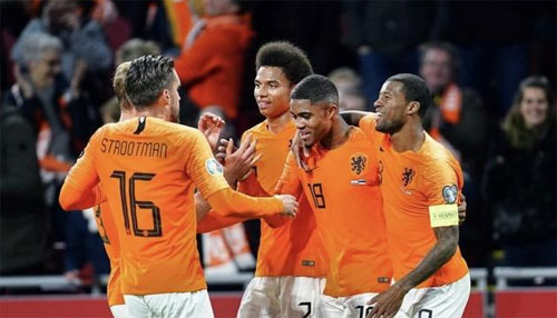 续吸引着全 续吸引着全